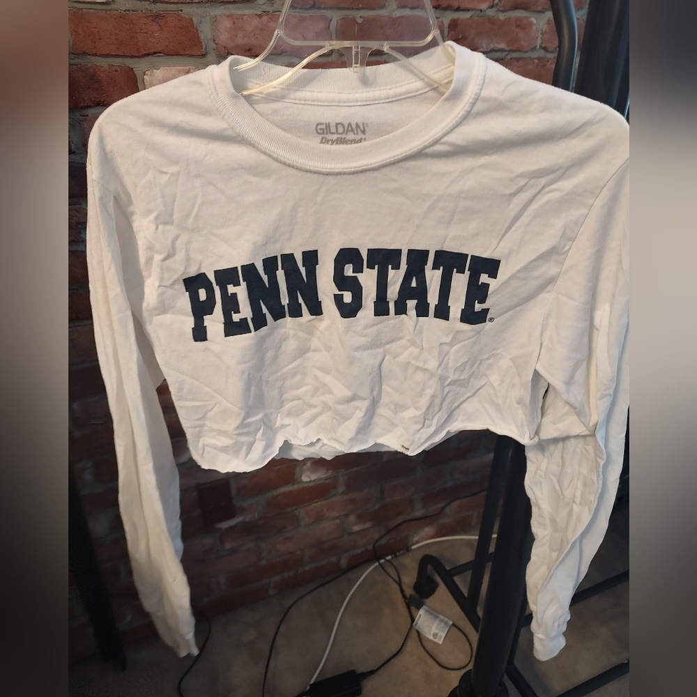 Gildan White Penn State Cropped Long Sleeve Top